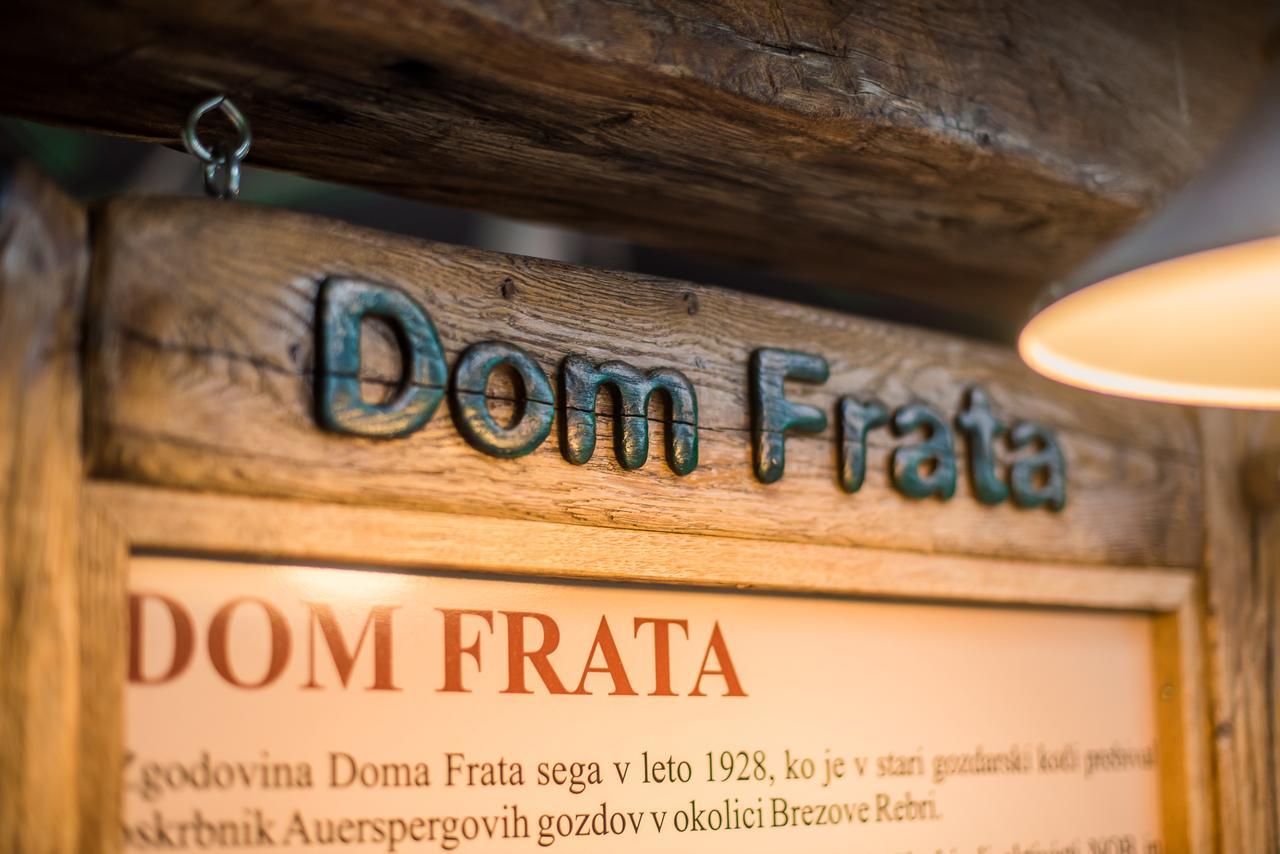 Guest House Frata Dvor Esterno foto